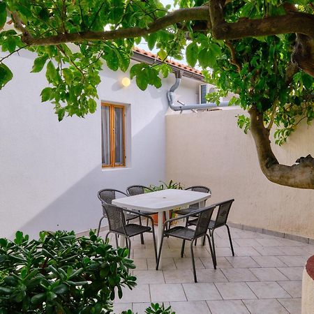 Apartments Antonella Вели-Лошинь Экстерьер фото
