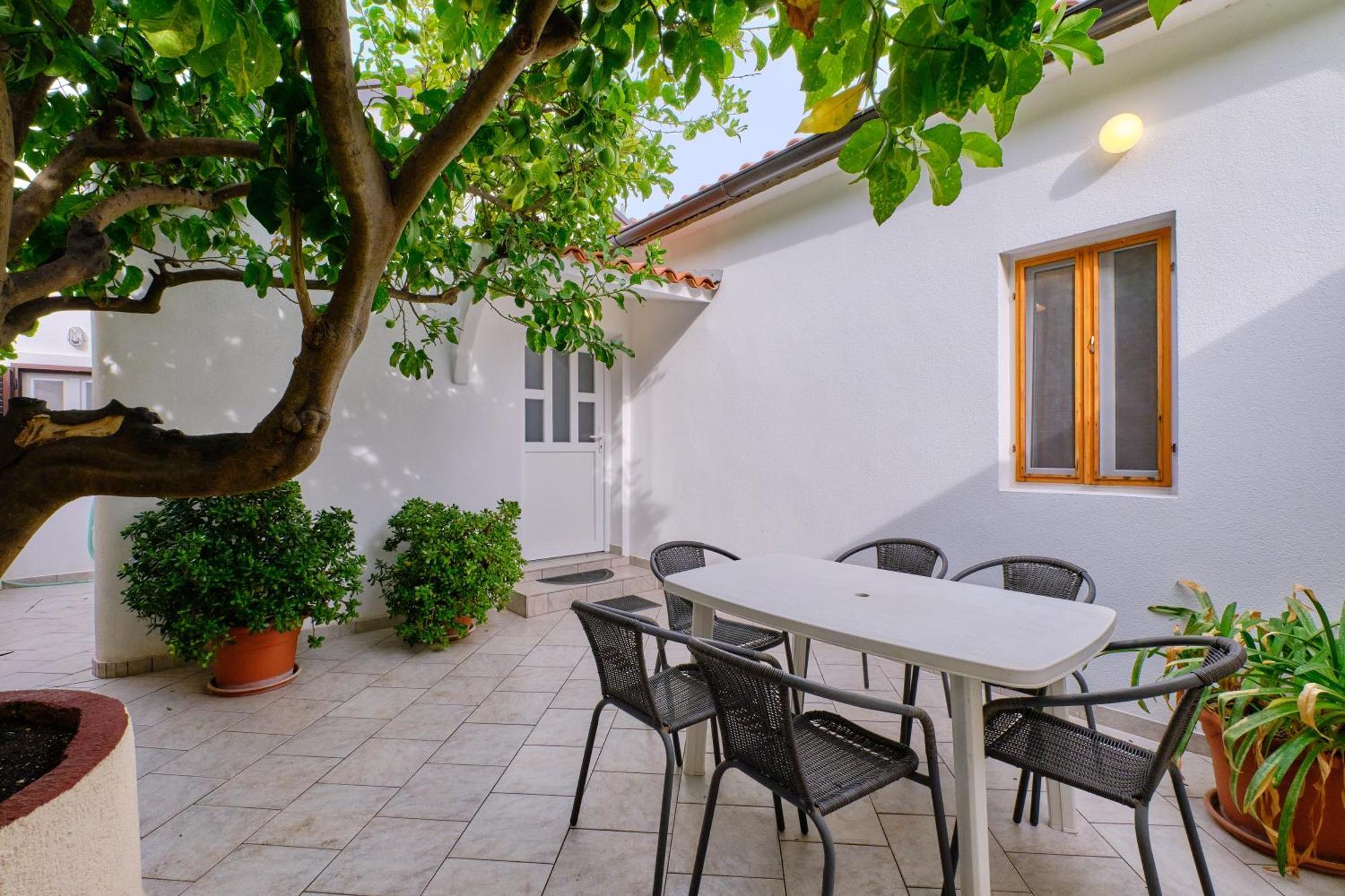 Apartments Antonella Вели-Лошинь Экстерьер фото