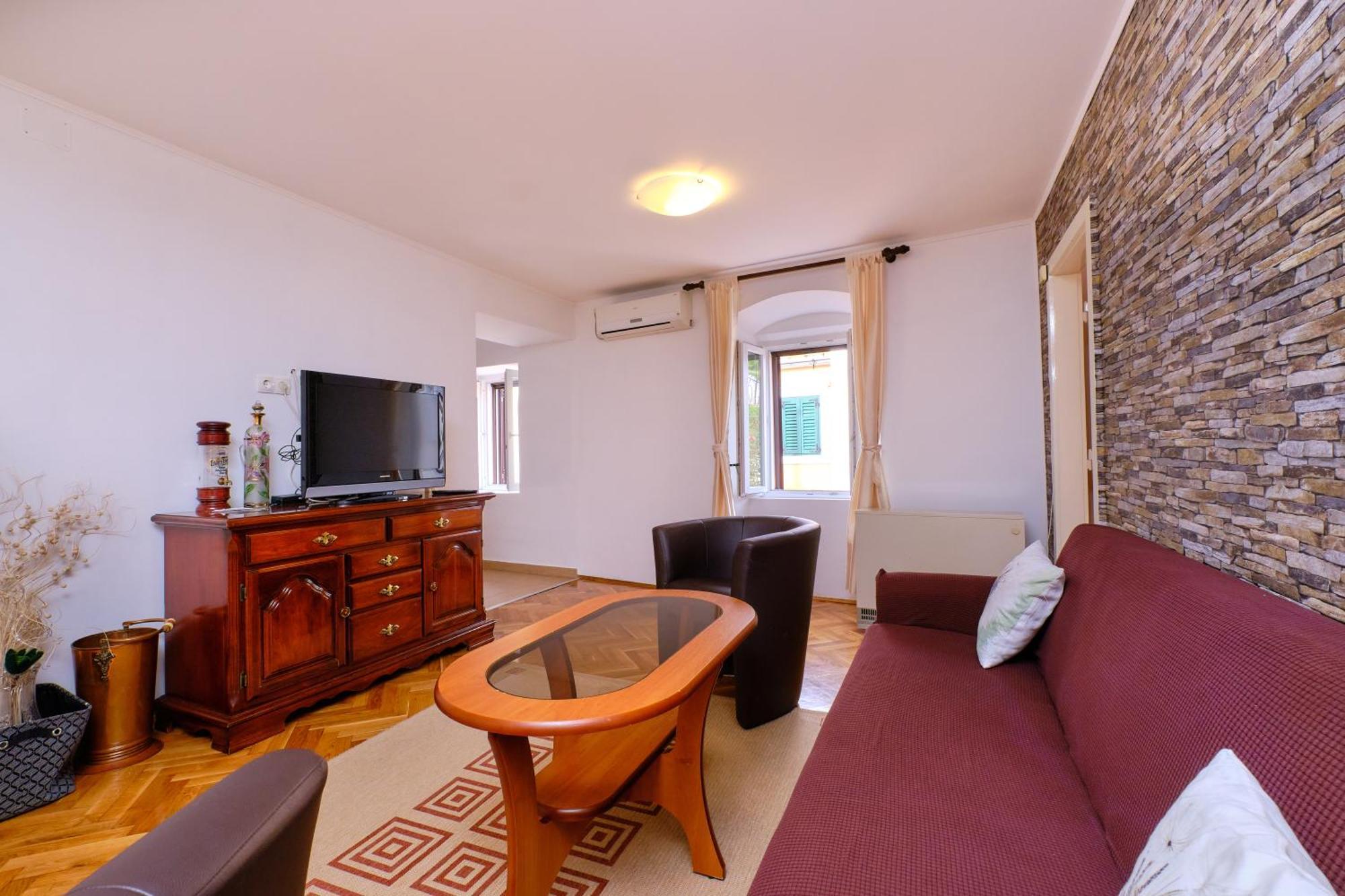 Apartments Antonella Вели-Лошинь Экстерьер фото